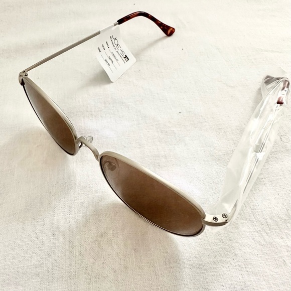 Joe’s Jeans Sunglasses - Picture 5 of 10